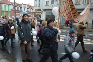 Marsz przeciw przemocy pod hasłem ”Kochaj, szanuj, nie krzywdź, nie bij”