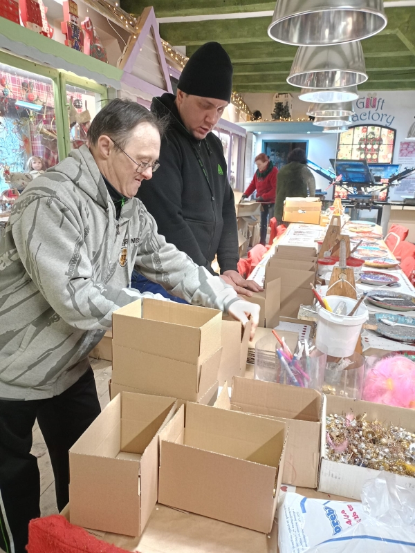 Praktyki zewnętrzne w Zakładzie Produkcji Szkła ,,Doroszko&#039;