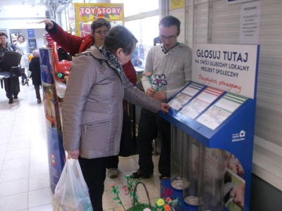 "Decydujesz, pomagamy" - Każdy Wasz żeton  daje nam szansę na wygraną!