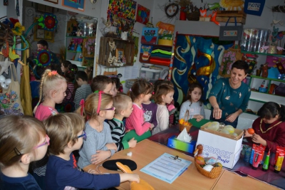 Zajęcia  integracyjne dla dzieci – kartki wielkanocne